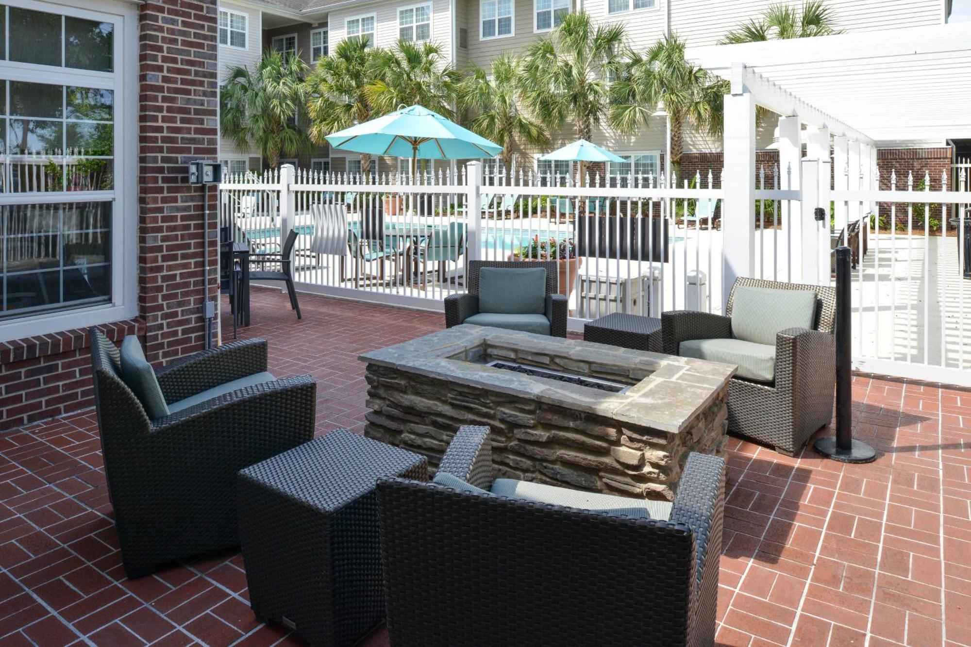 Hotel Northeast/fort Jackson Area