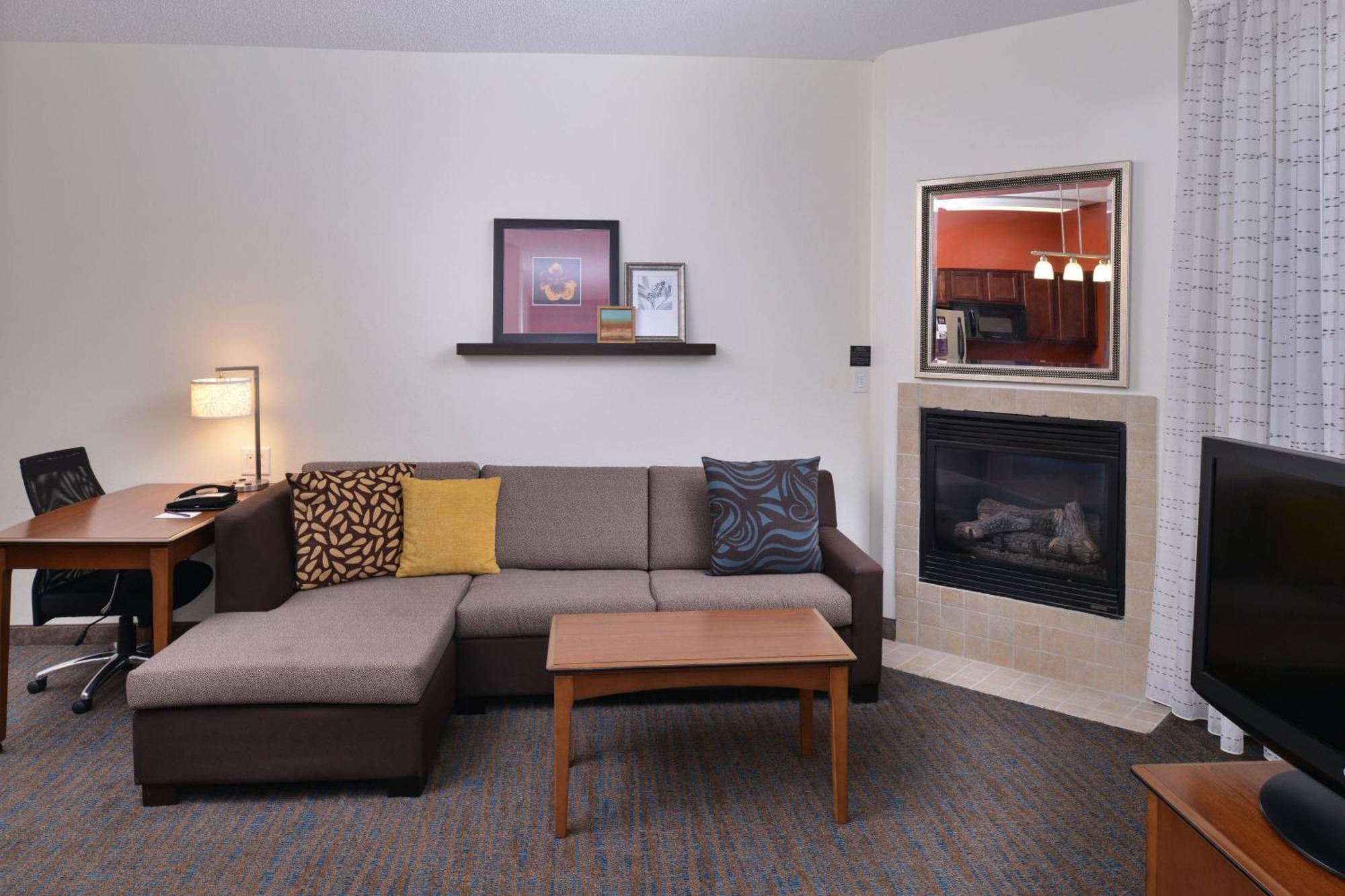 Hotel Northeast/fort Jackson Area 3*